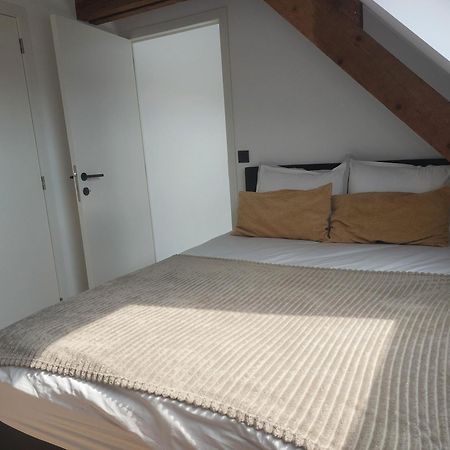 Appartement In Ekeren Luaran gambar